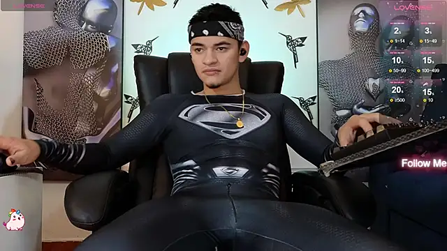 VikoHands online show from December 2024 11:16:01 PM