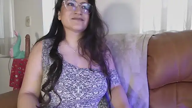 DeesseLuxure online show from September 2025 02:19:01 PM