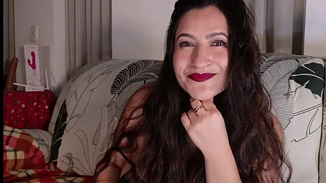 DeesseLuxure online show from February 2026 06:45:02 AM