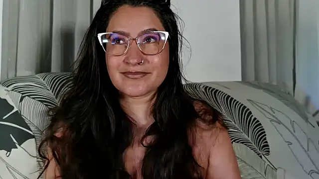 DeesseLuxure online show from April 2026 04:31:01 AM