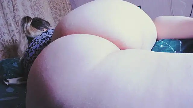 nast-yy online show from February 2025 02:04:01 AM