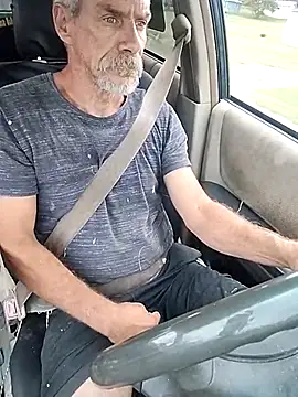 Biknight online show from October 2025 08:52:01 PM