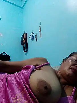 Snapshot of sexylizzy4u chatting on February 2026 06:09:01 PM sexylizzy4u online show from February 2026 06:09:01 PM