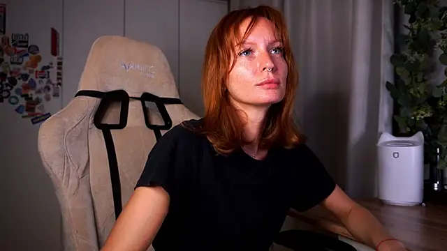 Liuba Fox online show from May 2026 07:31:01 PM