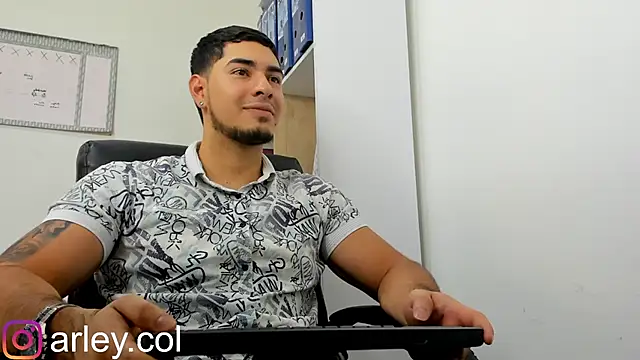 Dimitri Colleman online show from December 2024 09:44:01 PM