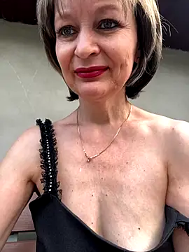 Melljoy online show from September 2025 01:33:01 PM