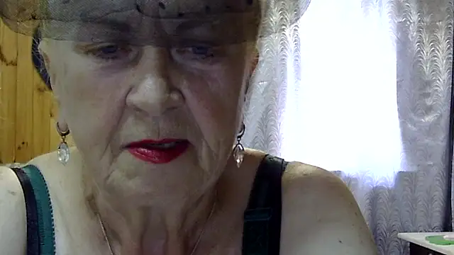 Emma52610 online show from September 2025 11:10:01 AM