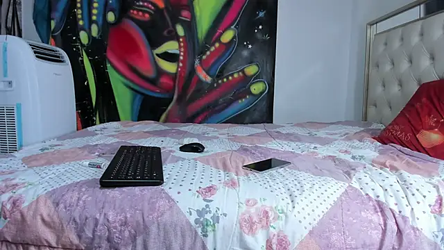 Snapshot of luna_sexxy chatting on November 2025 06:15:01 AM luna sexxy online show from November 2025 06:15:01 AM