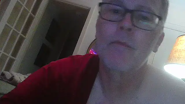 Snapshot of tightmaturebottom chatting on November 2025 08:03:02 AM tightmaturebottom online show from November 2025 08:03:02 AM