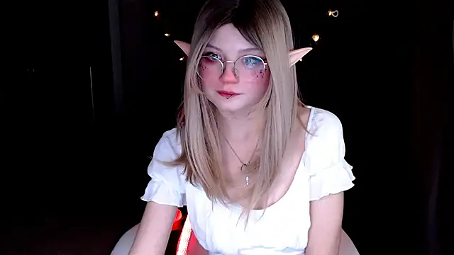 MissToree online show from January 2025 11:04:02 PM