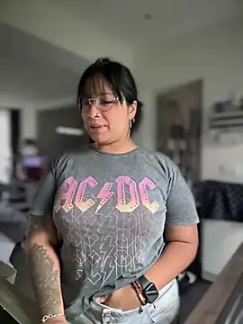 DannaaMeliza online show from January 2025 10:53:02 AM