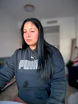 DannaaMeliza online show from November 2025 10:51:01 AM