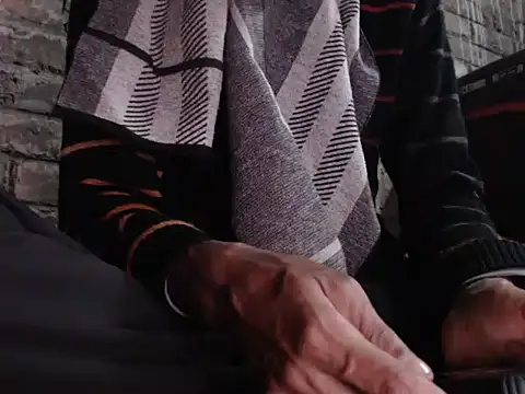 ThethunderPo online show from December 2024 02:48:02 PM