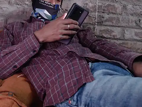 ThethunderPo online show from January 2025 07:48:02 AM