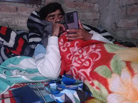 ThethunderPo online show from December 2025 02:57:02 PM