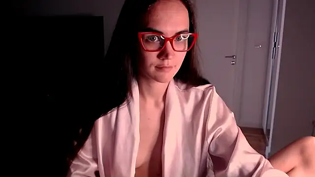 EvelynGG online show from May 2026 10:24:02 AM