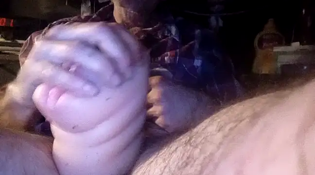 Snapshot of ROBERT0516 chatting on February 2025 09:00:02 AM ROBERT0516 online show from February 2025 09:00:02 AM