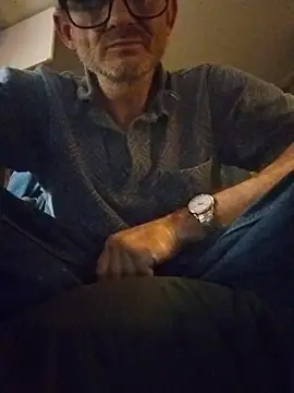 Snapshot of ROBERT0516 chatting on November 2025 02:54:02 AM ROBERT0516 online show from November 2025 02:54:02 AM