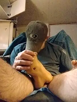 Snapshot of ROBERT0516 chatting on November 2025 05:39:01 AM ROBERT0516 online show from November 2025 05:39:01 AM