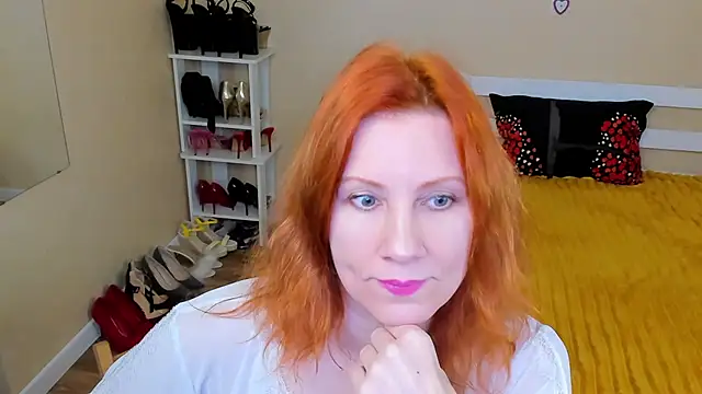 Snapshot of FoxySophia chatting on July 2026 08:37:01 PM FoxySophia online show from July 2026 08:37:01 PM