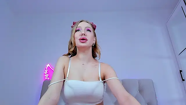 YourWildDestiny online show from January 2025 02:04:02 AM