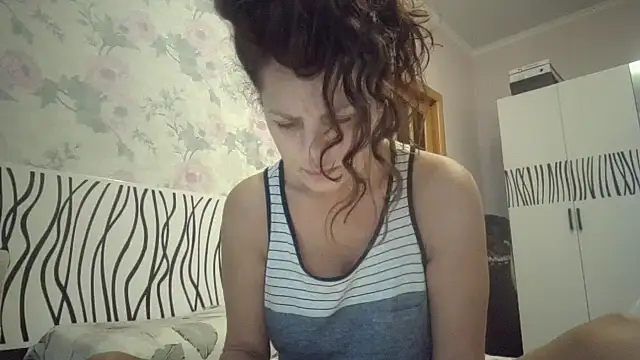 LindaStarS online show from November 2025 05:18:02 AM