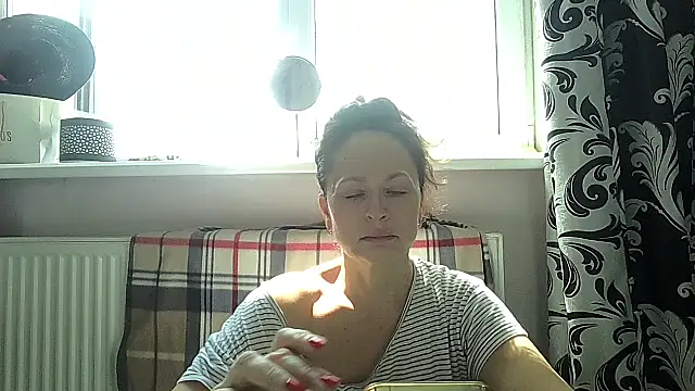 LindaStarS online show from May 2026 10:45:01 AM