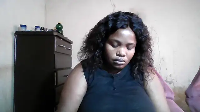 Snapshot of sexybigboobz chatting on September 2025 06:02:01 AM sexybigboobz online show from September 2025 06:02:01 AM