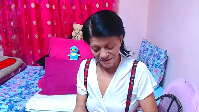 SLUTTYROXY online show from March 2026 03:32:02 AM