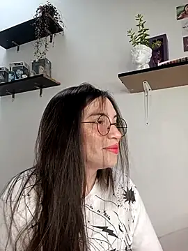 loveuu-bae online show from March 2025 10:10:02 PM