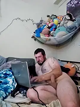 UncutHammer69 online show from December 2024 02:42:02 PM