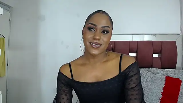 LoraineBigCockTs online show from November 2025 08:47:01 PM