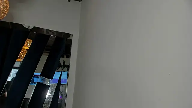 moonsweet1 online show from March 2025 06:11:01 PM