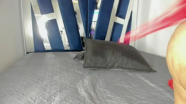 moonsweet1 online show from March 2025 06:26:02 PM