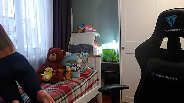 Lady Inari online show from January 2025 12:33:02 PM