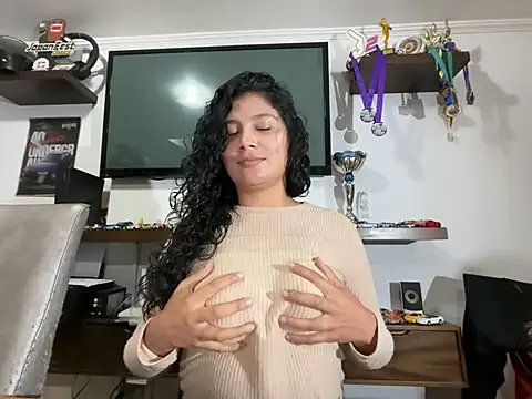 kinky milaxh online show from March 2026 02:08:02 AM