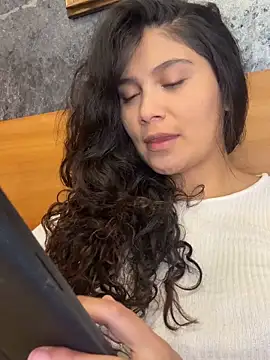 Snapshot of kinky_mila@xh chatting on June 2026 01:52:02 AM kinky milaxh online show from June 2026 01:52:02 AM