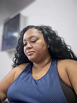 yanza2002 online show from December 2024 10:55:02 PM