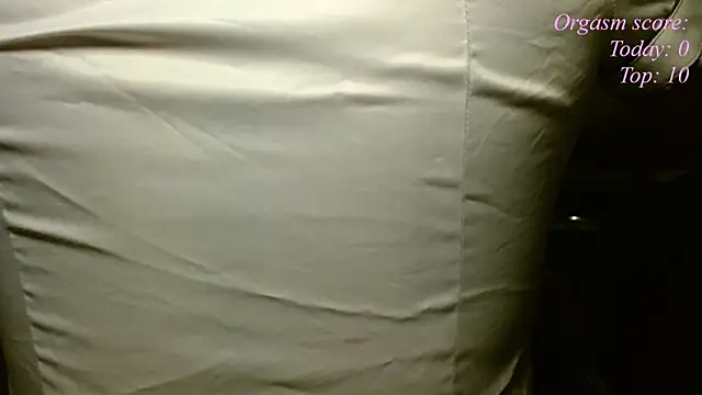 victoria97 online show from November 2025 12:24:01 AM