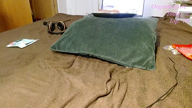 victoria97 online show from April 2026 05:08:02 PM