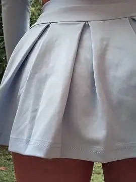 LINDA PATTY94 online show from October 2025 09:45:01 PM