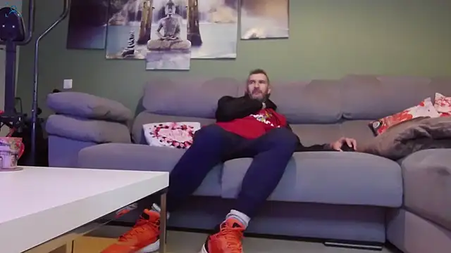 dilancock49 online show from February 2026 05:17:02 PM