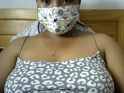 Artinah22 online show from February 2025 12:37:01 PM