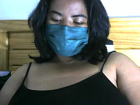 Artinah22 online show from September 2025 05:34:02 PM