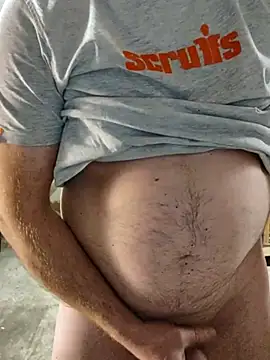 IronedTitan online show from December 2025 07:01:02 PM