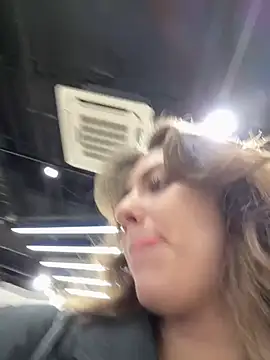 MariiD online show from January 2025 12:12:02 PM