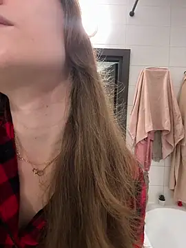 MariiD online show from April 2026 07:08:01 AM