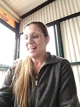 Snapshot of Melmamalhuda@xh chatting on February 2025 05:04:01 PM Melmamalhudaxh online show from February 2025 05:04:01 PM