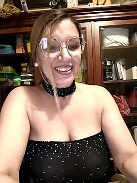 Snapshot of Melmamalhuda@xh chatting on March 2025 11:00:02 PM Melmamalhudaxh online show from March 2025 11:00:02 PM