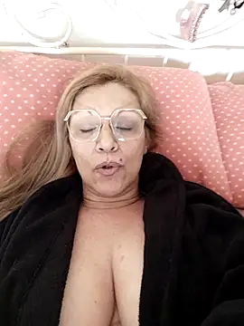 Snapshot of Melmamalhuda@xh chatting on March 2025 04:19:02 PM Melmamalhudaxh online show from March 2025 04:19:02 PM